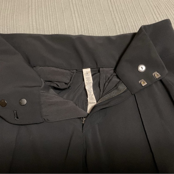 Lululemon pleated pants - Picture 3 of 6